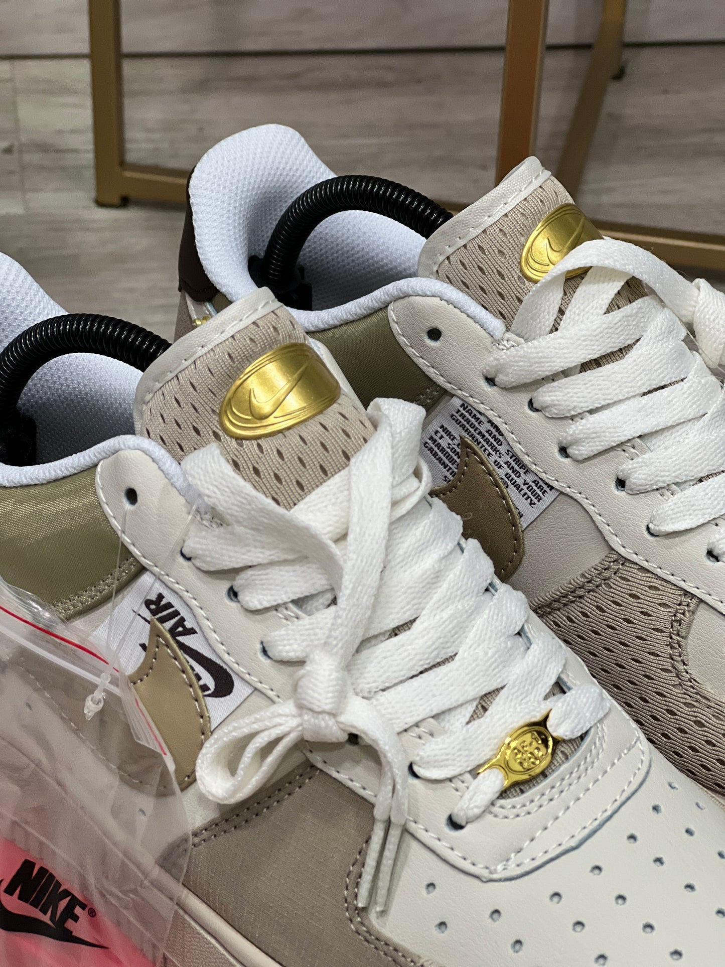 Nike Air Force 1